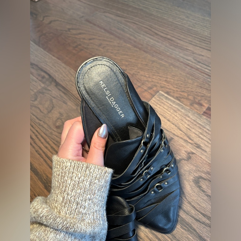 Kelsi Dagger Brooklyn Alchemy Black Strappy Mule Size 9.5 Women Leather Slip On - Picture 6 of 8
